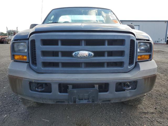 Photo 5 from auction – 2005 FORD F250 SUPER with VIN 1FTNF21515ED28631