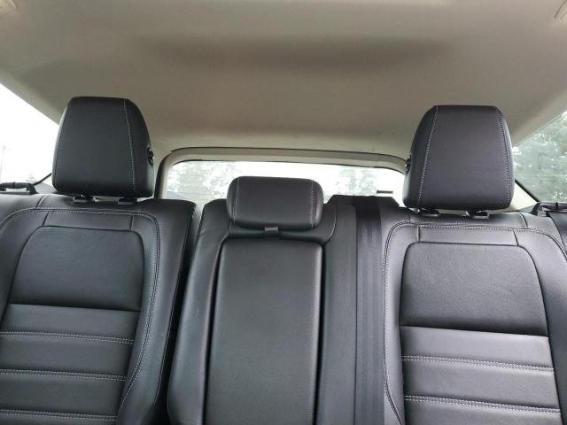 Photo 10 from auction – 2018 FORD ESCAPE TITANIUM with VIN 1FMCU9J99JUC04918