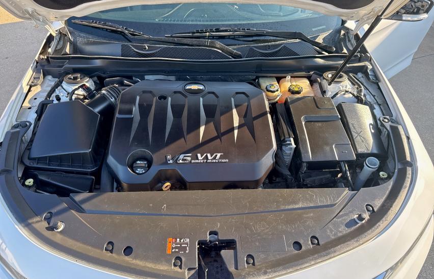 Photo 7 from auction – 2017 CHEVROLET IMPALA LT with VIN 1G1105S3XHU129112