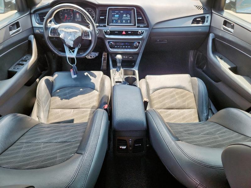 Photo 8 from auction – 2019 HYUNDAI SONATA with VIN 5NPE34AF5KH768862