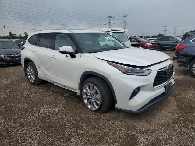 Photo 4 from auction – 2021 TOYOTA HIGHLANDER with VIN 5TDDZRBH5MS083930