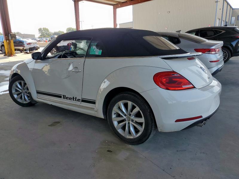 Photo 2 from auction – 2013 VOLKSWAGEN BEETLE with VIN 3VW5L7AT3DM829532
