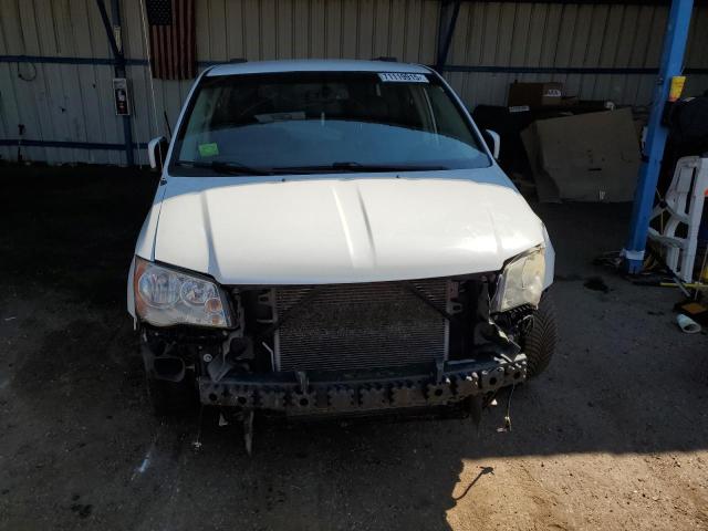 Photo 5 from auction – 2015 CHRYSLER TOWN & COU with VIN 2C4RC1BG0FR577060