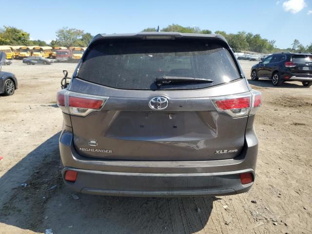 Photo 6 from auction – 2015 TOYOTA HIGHLANDER with VIN 5TDJKRFH5FS106434