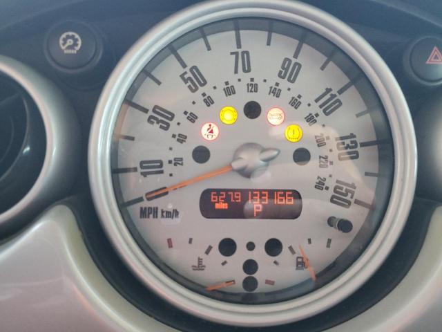 Photo 9 from auction – 2004 MINI COOPER with VIN WMWRC33464TJ55121