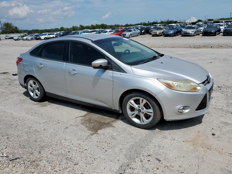 Photo 4 from auction – 2014 FORD FOCUS with VIN 1FADP3F21EL123180