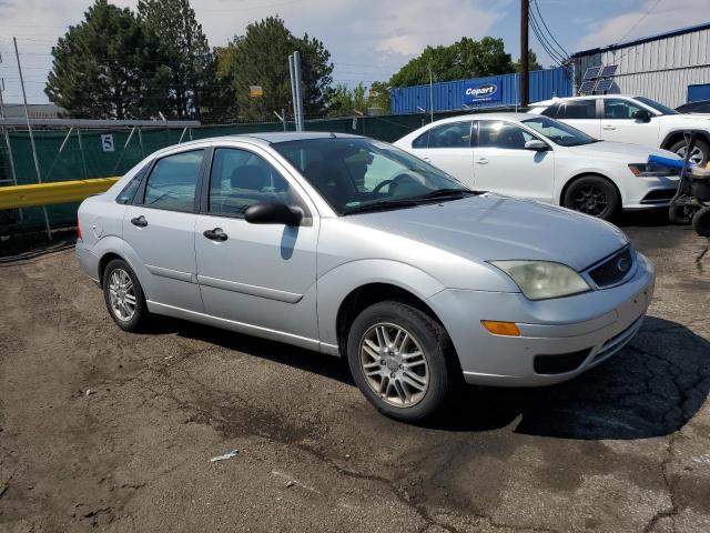 Photo 4 from auction – 2005 FORD FOCUS ZX4 with VIN 1FAFP34N05W223324