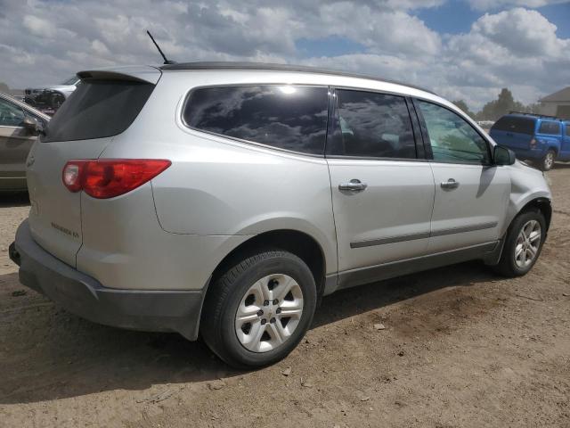 Photo 3 from auction – 2011 CHEVROLET TRAVERSE L with VIN 1GNKVEED6BJ324237
