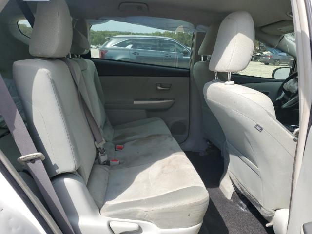 Photo 11 from auction – 2014 TOYOTA PRIUS V with VIN JTDZN3EU8E3301370