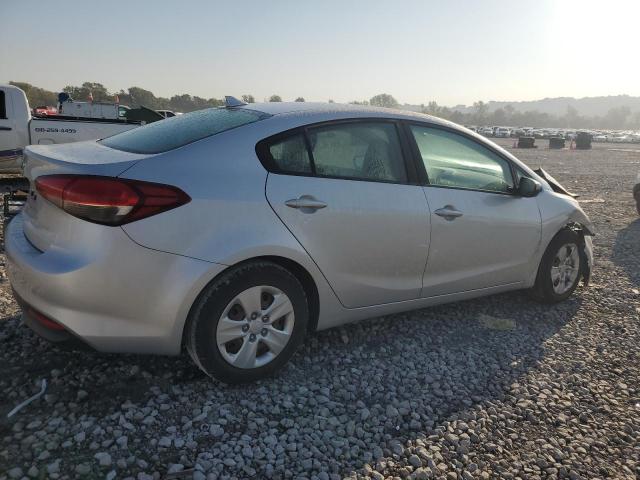 Photo 3 from auction – 2017 KIA FORTE LX with VIN 3KPFK4A79HE078044