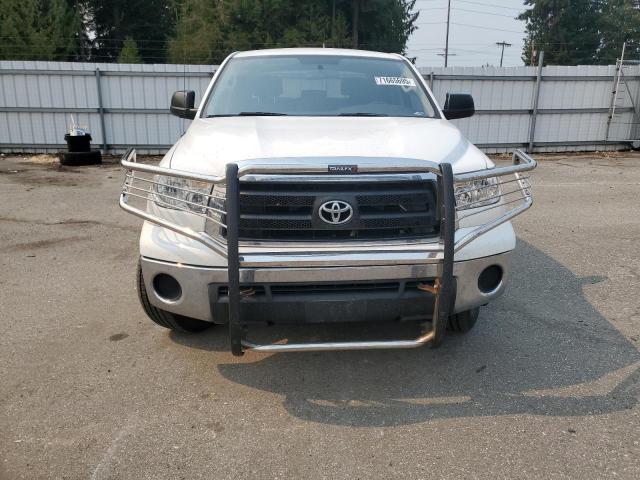 Photo 5 from auction – 2011 TOYOTA TUNDRA with VIN 5TFDM5F1XBX018549