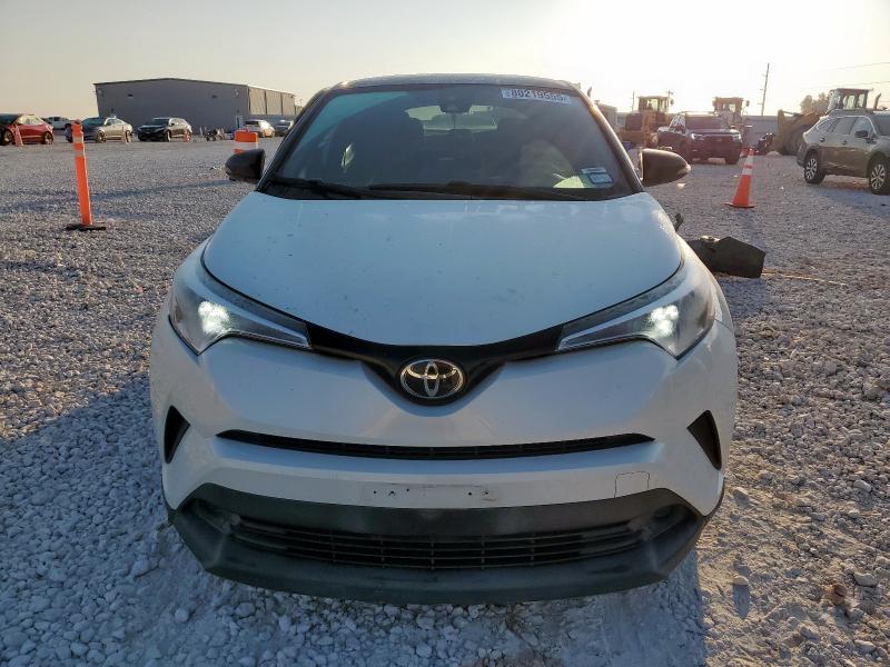 Photo 5 from auction – 2019 TOYOTA C-HR XLE with VIN NMTKHMBX2KR090589