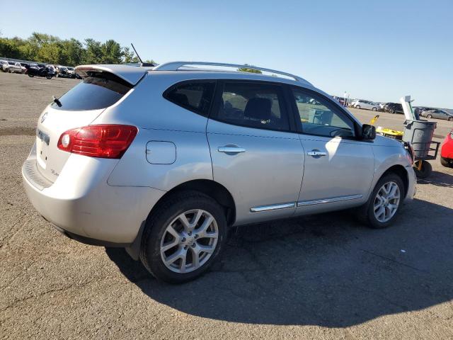 Photo 3 from auction – 2011 NISSAN ROGUE S with VIN JN8AS5MV5BW670116