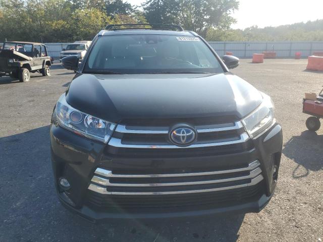 Photo 5 from auction – 2019 TOYOTA HIGHLANDER with VIN 5TDDGRFH6KS054756