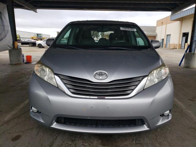 Photo 5 from auction – 2014 TOYOTA SIENNA XLE with VIN 5TDYK3DCXES513506