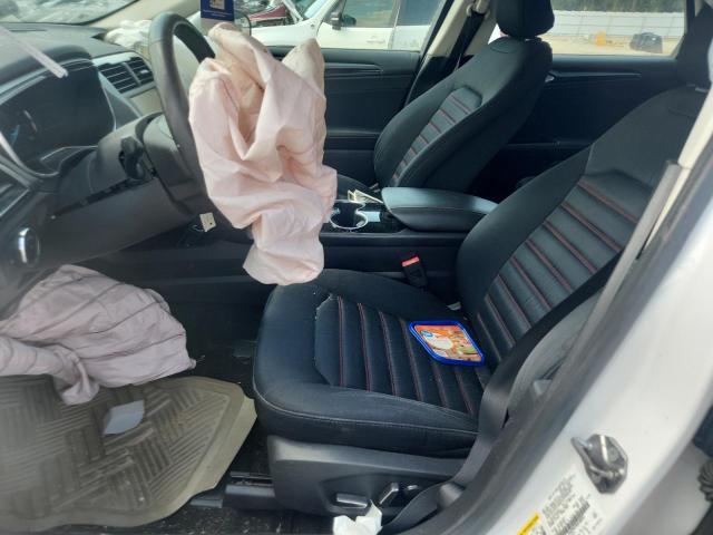 Photo 7 from auction – 2016 FORD FUSION SE with VIN 3FA6P0H70GR180233