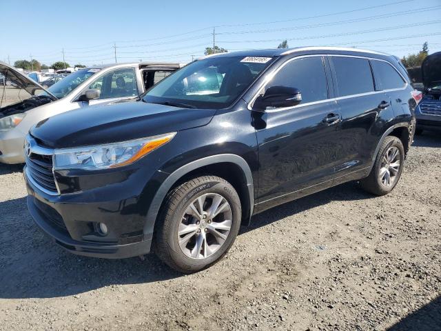 TOYOTA HIGHLANDER 2015 with VIN 5TDJKRFHXFS096452 - Photo from auction