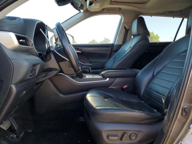 Photo 7 from auction – 2023 TOYOTA HIGHLANDER with VIN 5TDKDRAH3PS000684