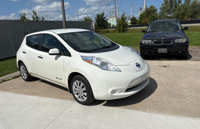 NISSAN LEAF S 2015 مع رقم تعريف المركبة 1N4AZ0CP0FC335372 - صورة من المزاد