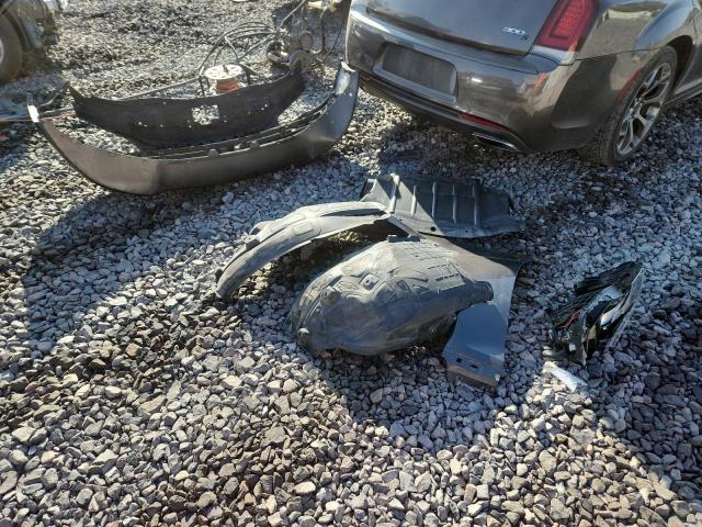 Photo 12 from auction – 2017 CHRYSLER 300 S with VIN 2C3CCABG1HH608318