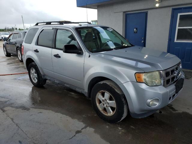 Photo 4 from auction – 2010 FORD ESCAPE XLT with VIN 1FMCU9DG3AKD47935