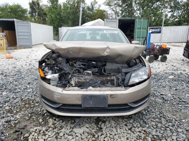 Photo 5 from auction – 2015 VOLKSWAGEN PASSAT S with VIN 1VWAT7A38FC058035