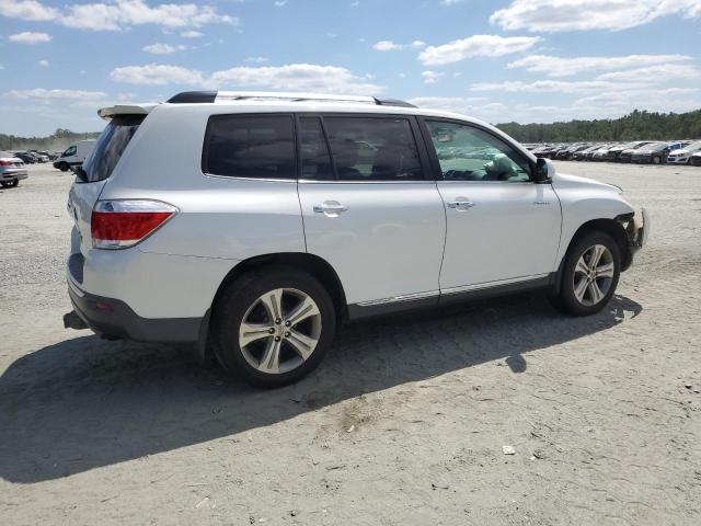 Photo 3 from auction – 2011 TOYOTA HIGHLANDER with VIN 5TDDK3EH6BS080383