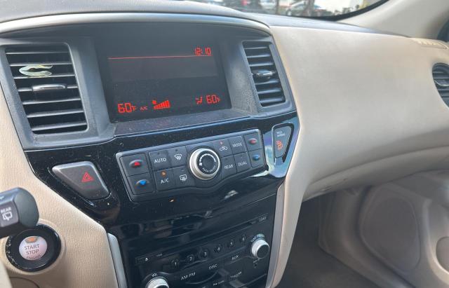 Photo 11 from auction – 2014 NISSAN PATHFINDER with VIN 5N1AR2MN4EC638359