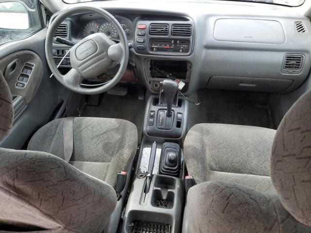 Photo 8 from auction – 2001 CHEVROLET TRACKER LT with VIN 2CNBJ634816913553