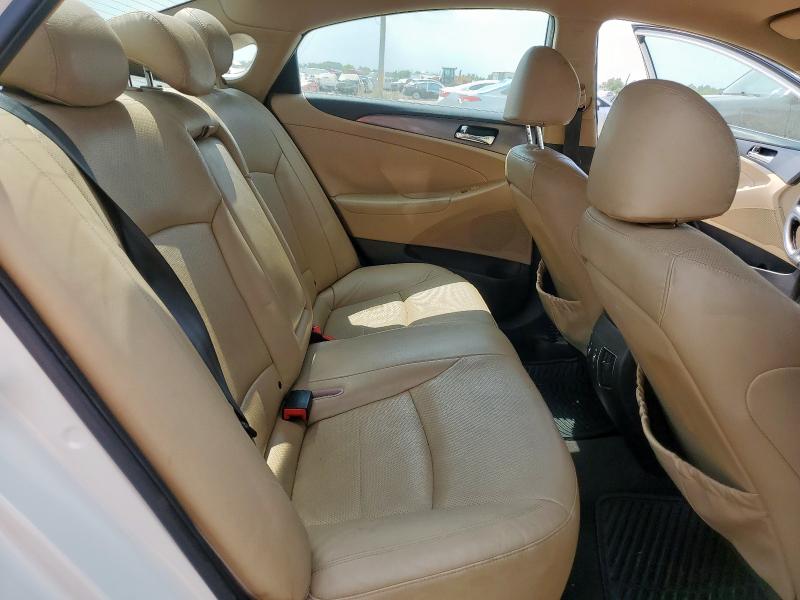 Photo 10 from auction – 2012 HYUNDAI SONATA HYB with VIN KMHEC4A43CA022199