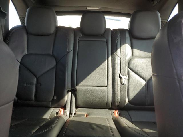 Photo 10 from auction – 2014 PORSCHE CAYENNE with VIN WP1AF2A28ELA82322