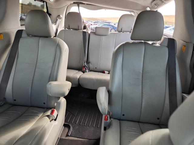 Photo 10 from auction – 2011 TOYOTA SIENNA XLE with VIN 5TDDK3DC8BS001754