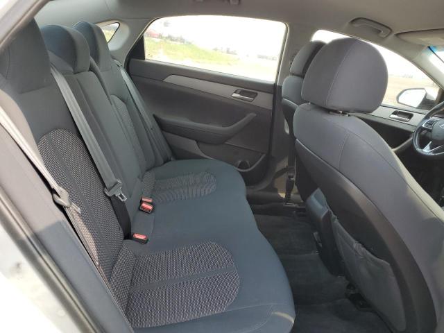 Photo 10 from auction – 2018 HYUNDAI SONATA SE with VIN 5NPE24AF3JH617262