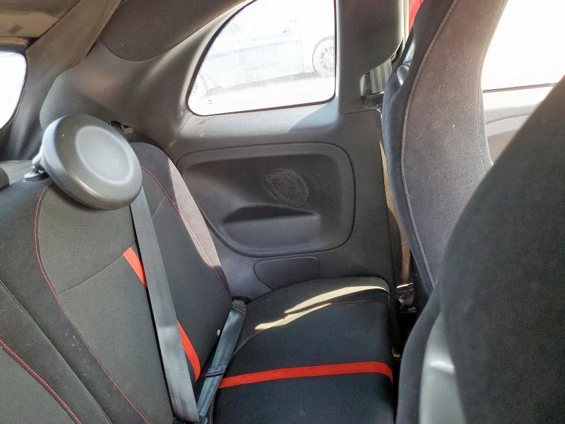 Photo 10 from auction – 2015 FIAT 500 ABARTH with VIN 3C3CFFJH7FT756928