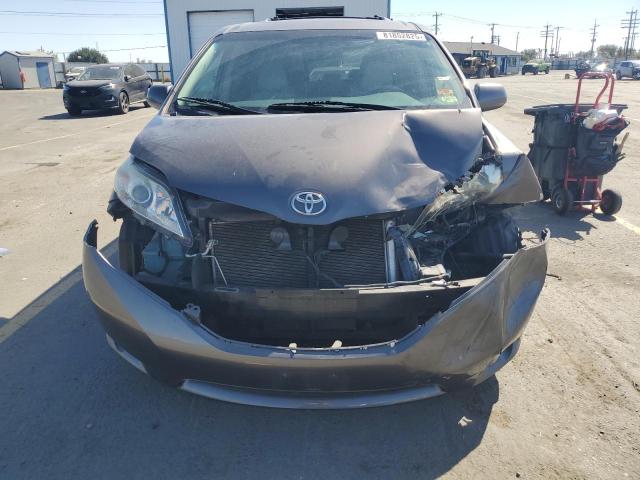 Photo 5 from auction – 2012 TOYOTA SIENNA XLE with VIN 5TDDK3DCXCS048558