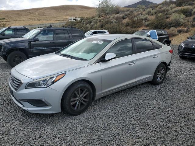 HYUNDAI SONATA SE 2016 with VIN 5NPE24AF6GH360199 - Photo from auction