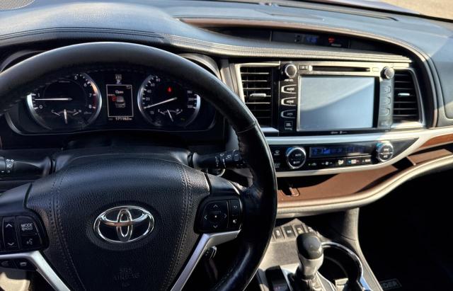 Photo 9 from auction – 2015 TOYOTA HIGHLANDER with VIN 5TDDKRFH5FS108259