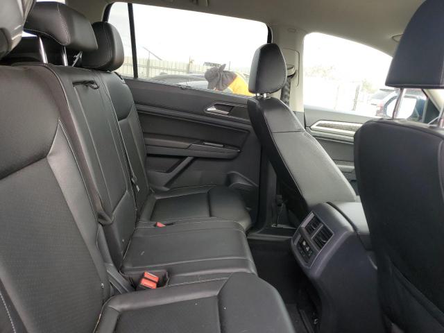 Photo 11 from auction – 2018 VOLKSWAGEN ATLAS SE with VIN 1V2LR2CA2JC590624