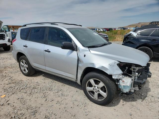 Photo 4 from auction – 2006 TOYOTA RAV4 with VIN JTMBD33V965025285