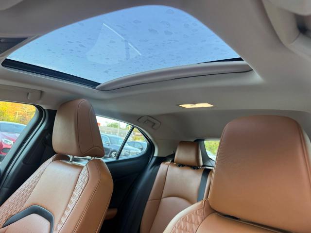 Photo 12 from auction – 2021 LEXUS UX 250H with VIN JTHX9JBH0M2039063