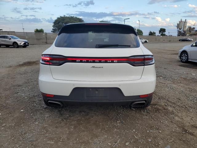 Photo 6 from auction – 2019 PORSCHE MACAN with VIN WP1AA2A52KLB07610