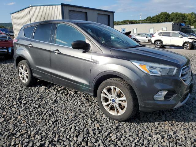 Photo 4 from auction – 2017 FORD ESCAPE SE with VIN 1FMCU9GD0HUA69110