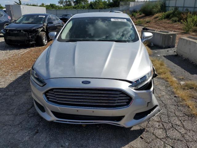 Photo 5 from auction – 2015 FORD FUSION SE with VIN 3FA6P0H75FR118017