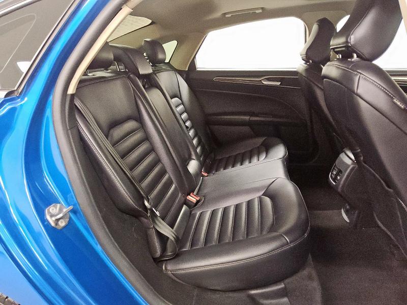 Photo 10 from auction – 2020 FORD FUSION SEL with VIN 3FA6P0CDXLR223578