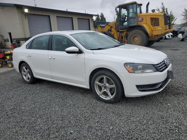 Photo 4 from auction – 2012 VOLKSWAGEN PASSAT SE with VIN 1VWBN7A34CC072024