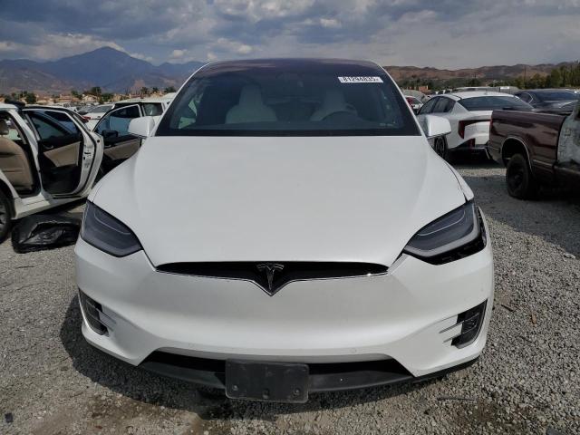 Photo 5 from auction – 2019 TESLA MODEL X with VIN 5YJXCDE2XKF207331