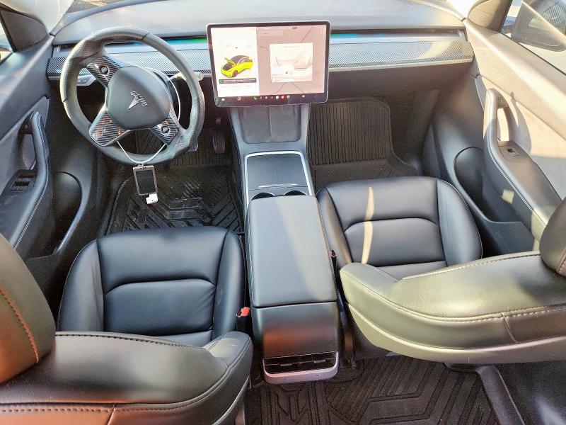 Foto 8 de la subasta – 2022 TESLA MODEL Y con VIN 7SAYGAEE8NF390561