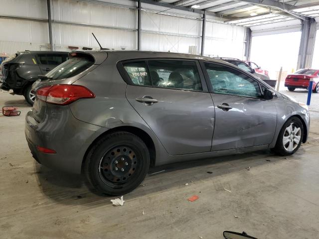 Photo 3 from auction – 2016 KIA FORTE LX with VIN KNAFK5A82G5622521