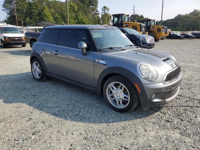 Photo 4 from auction – 2007 MINI COOPER S with VIN WMWMF73547TT83530