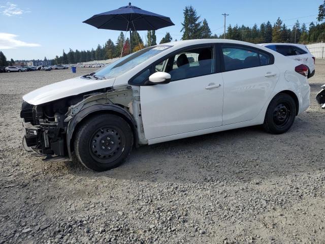 KIA FORTE LX 2017 with VIN 3KPFK4A7XHE034912 - Photo from auction